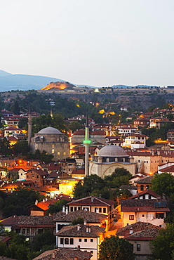 Old Ottoman town houses and Izzet Pasar Cami Mosque, UNESCO World Heritage Site, Safranbolu, Central Anatolia, Turkey, Asia Minor, Eurasia