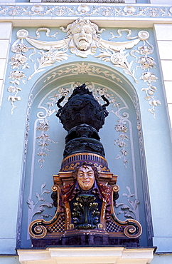 Close-up of a statue in an alcove on the facade of the art nouveau building, Otto Wagner Villa No 26, Penzing, Vienna, Austria, Europe