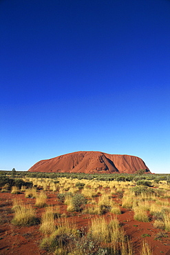 Uluru (Ayers Rock), Uluru-Kata Tjuta National Park, UNESCO World Heritage Site, Northern Territory, Australia, Pacific