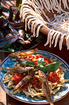 Cavati al pesto con violette fritte, Baglio Basile, Petrosino,  Sicily, Italy