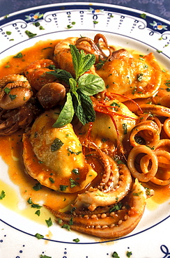 Ravioli with crayfish and squid, Trattoria ai Normanni, Palermo, Sicily, Italy