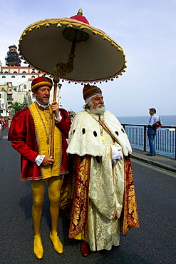 Doge of Venice mask, Repubbliche Marinare historical regatta, Atrani, Campania, Italy