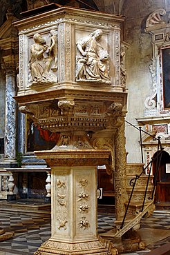 Pulpit, Cathedral, Pietrasanta, Tuscany, Italy