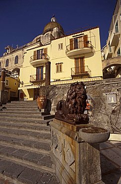 Street corner, Positano, Amalfi coast, Campania, Italy.