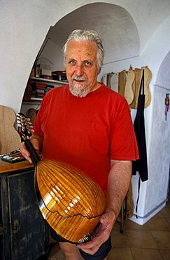 Lute-maker, Praiano, Campania, Italy