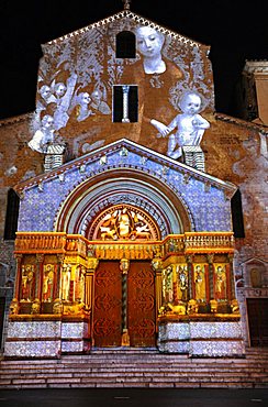 France, Provence, Arles, St.Trophine church in Place de la Republique, lights by night