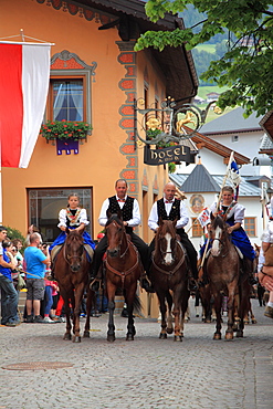 Cavalcata Oswald von Wolkenstein historical ride, Castelrotto, Alpi di Siusi, Trentino Alto Adige, Italy, Europe