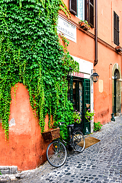 Via Garibaldi street, Trastevere district, Rome, Lazio, Italy, Europe