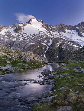 Reichenspitz moutain range in the Zillertal Alps in NP Hohe Tauern. night shot  left-right: Gabler, Reichen Spitze, Hahnenkamm europe, central europe, Austria, Tyrol, August