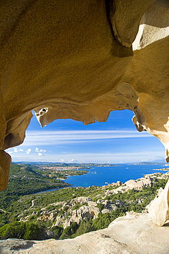 Palau and, view from the granite Bear Rock dominates Palau, Bocche di Bonifacio, La Maddalena Archipelago, Sardinia, Italy, Europe