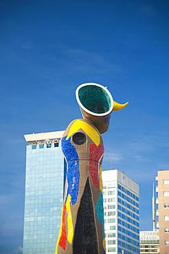 Woman and Bird, Dona i Ocell, 22 metre high sculpture by Joan Miró located in the Parc Joan Miró, Barcelona, Catalonia, Spain, Europe