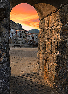 Cefal˘ Pearl of Sicily Delightful village in the province of Palermo Naturally Framed, Sicily, Palermo, Cefal˘, Italy