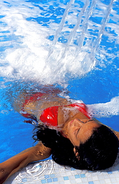 Outdoor thermal pool with hydromassage, Porto Mannu thalassotherapy centre, Palau, Sardegna, Italy 