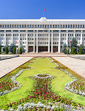 The White House, governmental building and seat of the president. The capital Bishkek located in the foothills of Tien Shan. Asia, Central asia, Kyrgyzstan