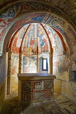 Crypt Church Santa Maria della Rocca, Fresco Maestro of Offida Anonymous Italian Painter, Offida village, Marche, Italy, Europe