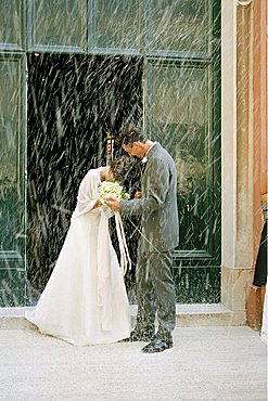 Rice throwing, Italy 