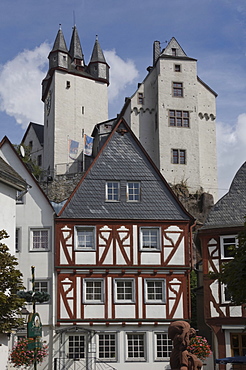 The Schloss and the medieval village of Diez on the River Lahn, Rhineland Palatinate, Germany, Europe