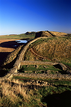 Steelrigg east to Craglough, Roman Wall, Hadrian's Wall, UNESCO World Heritage Site, Northumberland (Northumbria), England, United Kingdom, Europe