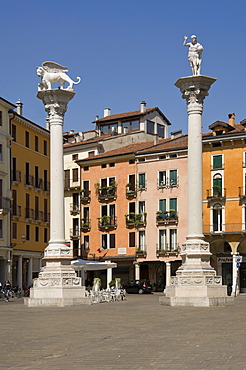 The columns of the Venice Lion and St. Theodore in the Piazza dei Signori, Vicenza, Veneto, Italy, Europe