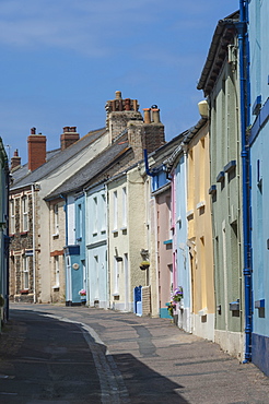 Original terrace houses preserved using pastel colours, Appledore, North Devon, England, United Kingdom, Europe