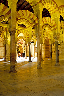 Interior of the Great Mosque (Mezquita) and cathedral, UNESCO World Heritage Site, Cordoba, Andalucia (Andalusia), Spain, Europe