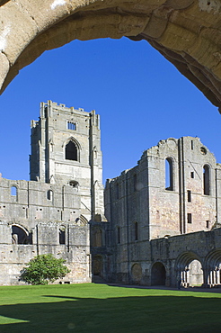 The 12th century Fountains Abbey, UNESCO World Heritage Site, near Ripon, North Yorkshire, England, United Kingdom, Europe