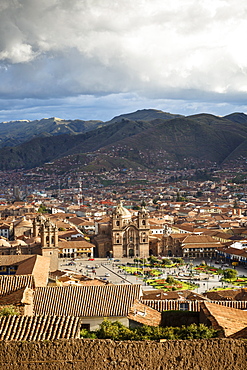 Elevated view over Cuzco and Plaza de Armas, Cuzco, UNESCO World Heritage Site, Peru, South America 