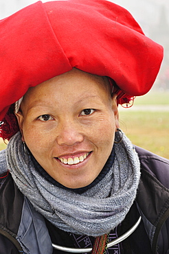 Hill tribe woman of the minority people of the Lao Chai, Sapa, Vietnam, Indochina, Southeast Asia, Asia