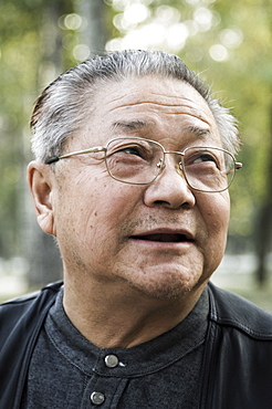 Portrait of a Chinese man, Old Beijing, Beijing, China, Asia