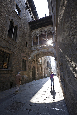 Bridge of Sighs at Carrer del Bisbe, Barcelona, Catalonia, Spain