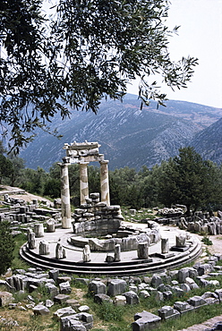 The Tholos, Delphi, UNESCO World Heritage Site, Greece, Europe