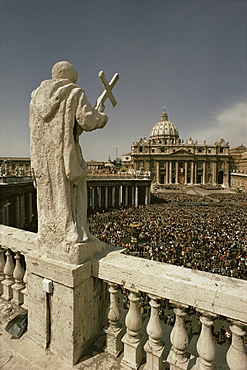 St. Peter's Square, Easter 1975, Rome, Lazio, Italy, Europe