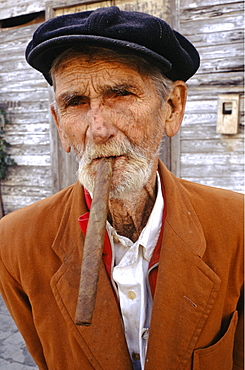 Portrait of a man with a Cuban cigar, Cuba