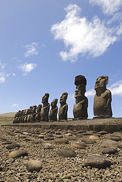 Ahu Tongariki, UNESCO World Heritage Site, Easter Island (Rapa Nui), Chile, South America