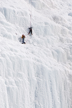 Weeping Wall, Banff National Park, UNESCO World Heritage Site, Rocky Mountains, Alberta, Canada, North America