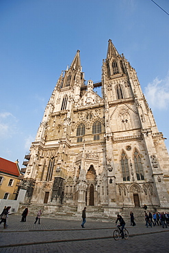 Regensburg Cathedral dedicated to St. Peter, UNESCO World Heritage Site, Regensburg, Bavaria, Germany, Europe