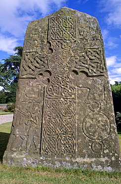 Christian Pictish cross, Glamis churchyard, Angus, Scotland, United Kingdom, Europe