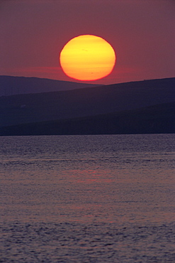 Sunset over Colgrave Sound, Fetlar, Shetland Islands, Scotland, United Kingdom, Europe