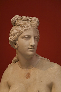 Statue of Aphrodite, found in Baiai southern Italy, National Archaeological Museum, Athens, Greece, Europe