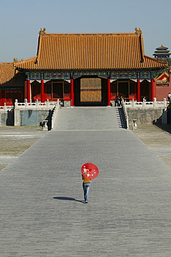 Chinese woman in the Forbidden City, Beijing (Peking), China, Asia