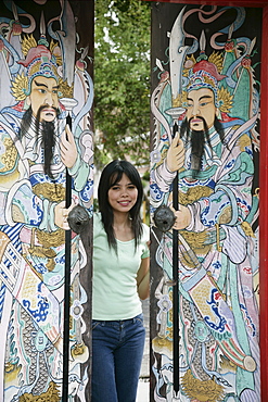 Thai woman, Wat Poo Temple, Bangkok, Thailand, Southeast Asia, Asia