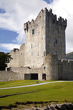 Ross Castle, Killarney National Park, County Kerry, Munster, Republic of Ireland, Europe