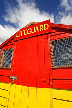 Lifeguard hut on Bunmahon Beach, County Waterford, Munster, Republic of Ireland, Europe