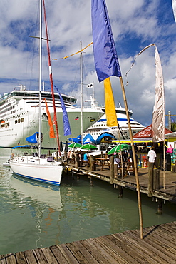 Cruise ships, Heritage Quay, St. Johns, Antigua Island, Antigua and Barbuda, Leeward Islands, Lesser Antilles, West Indies, Caribbean, Central America