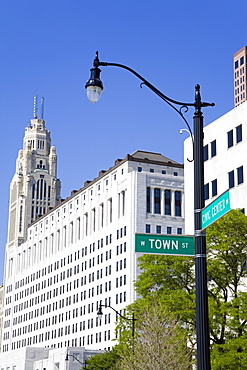 Ohio Judicial Center and Leveque Tower, Columbus, Ohio, United States of America, North America