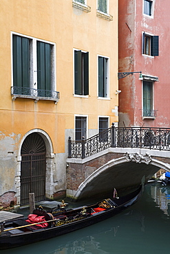 Gondola in Venice, UNESCO World Heritage Site, Veneto, Italy, Europe