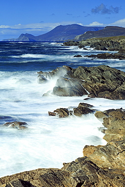 Coastline on Atlantic Drive, Achill Island, County Mayo, Connaught (Connacht), Republic of Ireland, Europe