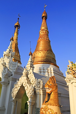 Shwedagon Pagoda, Yangon (Rangoon), Myanmar (Burma), Asia