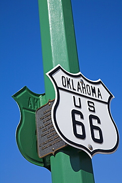 Route 66 sign, Chandler City, Oklahoma, United States of America, North America