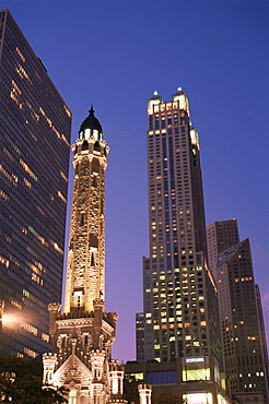 Water Tower and 900 North Michigan Shops tower, Chicago, Illinois, United States of America, North America